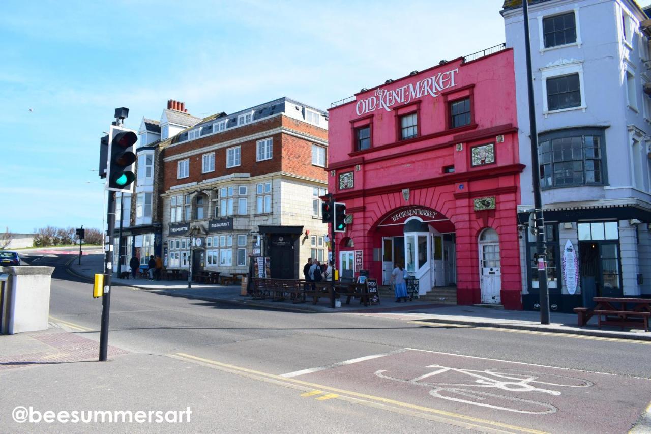 Captain'S Quarters - Stunning Sea Views Apartment Margate Luaran gambar